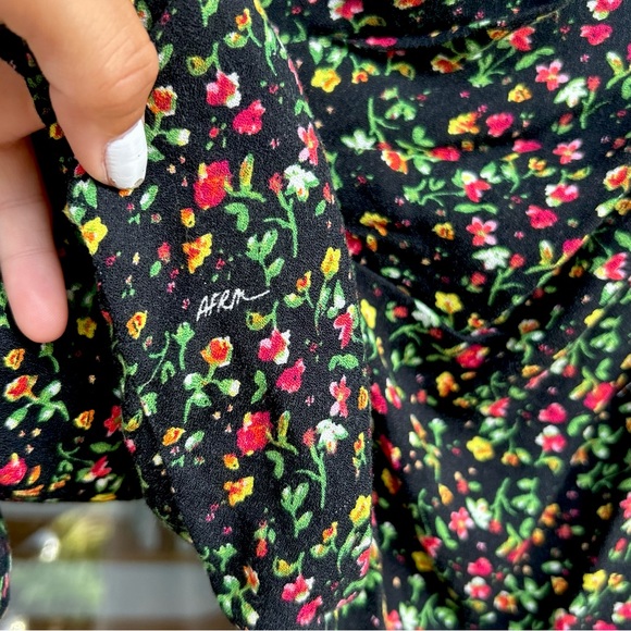 AFRM X NORDSTROM Spring Garden Ditsy puff sleeve cropped blouse - Picture 13 of 16